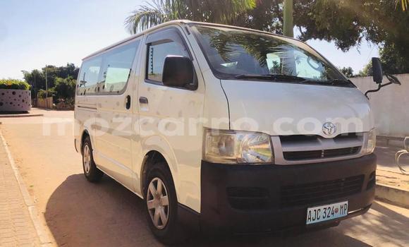 Tenga Tsaru Toyota Hiace Chena Mota in Maputo in Maputo Tenga Tsaru Toyota Hiace Chena Mota in Maputo in Maputo