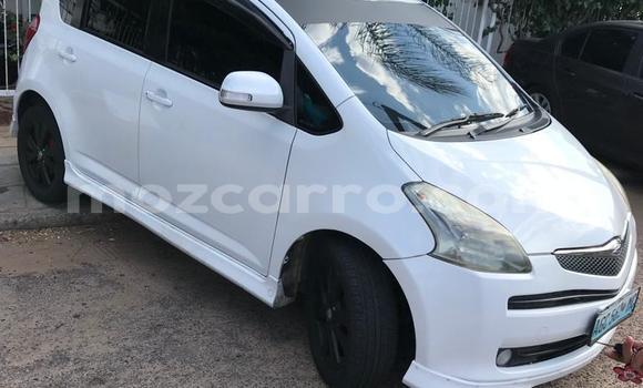 Nunua Ilio tumika Toyota Ractis Nyeupe Gari ndani ya Maputo nchini Maputo Nunua Ilio tumika Toyota Ractis Nyeupe Gari ndani ya Maputo nchini Maputo