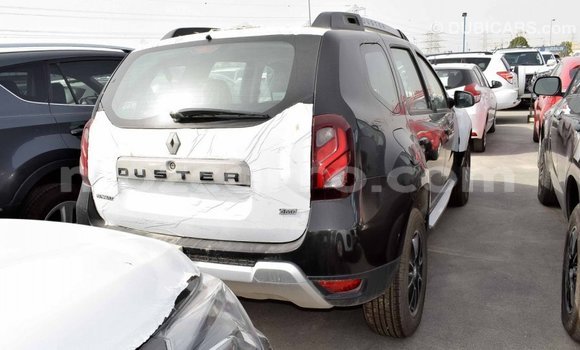 Comprar Importar Renault Duster Preto Carro em Import - Dubai em Cabo Delgado Comprar Importar Renault Duster Preto Carro em Import - Dubai em Cabo Delgado