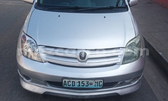 Comprar Usado Toyota IST Prata Carro em Maputo em Maputo Comprar Usado Toyota IST Prata Carro em Maputo em Maputo