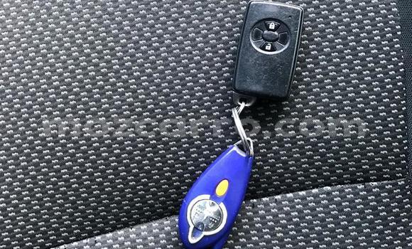 Tenga Tsaru Toyota Auris Tsvuku Mota in Maputo in Maputo Tenga Tsaru Toyota Auris Tsvuku Mota in Maputo in Maputo