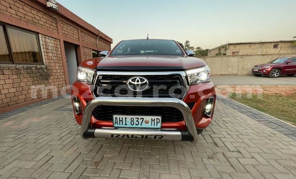 Nunua Ilio tumika Toyota Land Cruiser Nyekundu Gari ndani ya Maputo nchini Maputo Nunua Ilio tumika Toyota Land Cruiser Nyekundu Gari ndani ya Maputo nchini Maputo