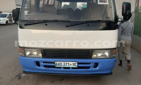 Comprar Usado Toyota Coaster Azul Carro em Maputo em Maputo Comprar Usado Toyota Coaster Azul Carro em Maputo em Maputo
