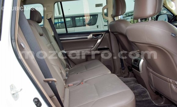 Nunua Imported Lexus GX Nyeupe Gari ndani ya Import - Dubai nchini Cabo Delgado Nunua Imported Lexus GX Nyeupe Gari ndani ya Import - Dubai nchini Cabo Delgado
