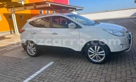 Comprar Usado Hyundai ix35 Branco Carro em Maputo em Maputo Comprar Usado Hyundai ix35 Branco Carro em Maputo em Maputo