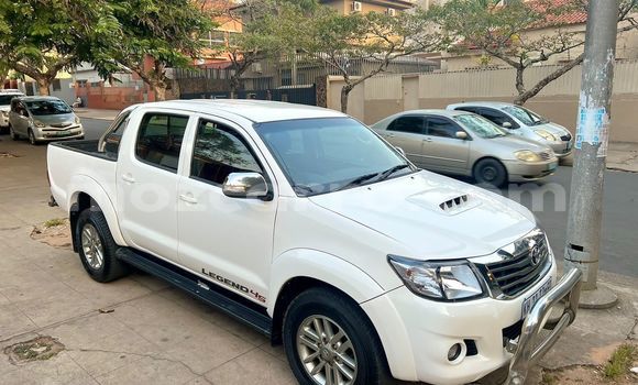 Comprar Usado Toyota Hilux Branco Carro em Maputo em Maputo Comprar Usado Toyota Hilux Branco Carro em Maputo em Maputo