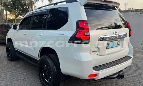 Nunua Ilio tumika Toyota Prado Nyeupe Gari ndani ya Maputo nchini Maputo Nunua Ilio tumika Toyota Prado Nyeupe Gari ndani ya Maputo nchini Maputo