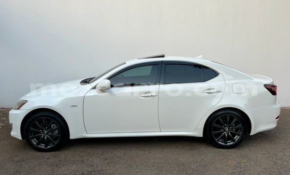Buy Used Lexus IS White Car in Maputo in Maputo Buy Used Lexus IS White Car in Maputo in Maputo