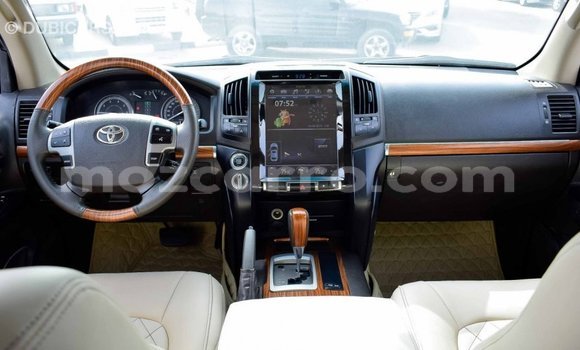 Tenga Imported Toyota Land Cruiser Zvimwe Mota in Import - Dubai in Cabo Delgado Tenga Imported Toyota Land Cruiser Zvimwe Mota in Import - Dubai in Cabo Delgado