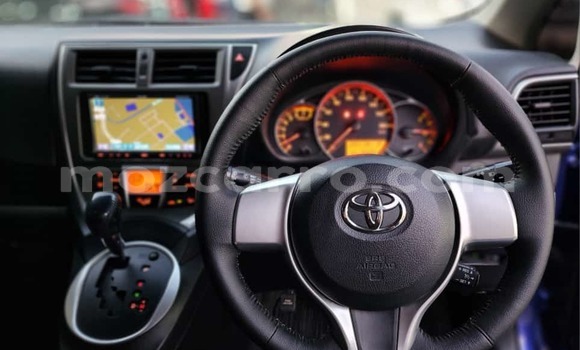 Comprar Usado Toyota Ractis Azul Carro em Maputo em Maputo Comprar Usado Toyota Ractis Azul Carro em Maputo em Maputo