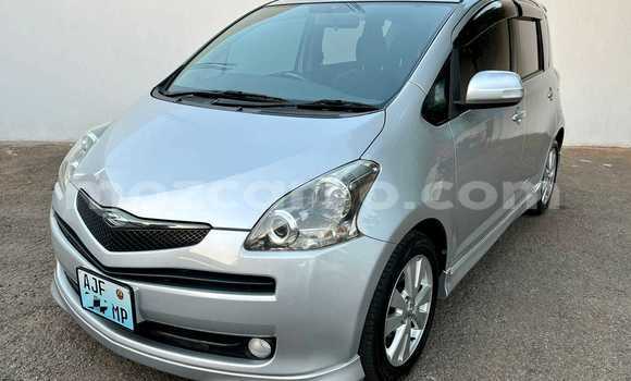 Nunua Ilio tumika Toyota Ractis Fedha Gari ndani ya Maputo nchini Maputo Nunua Ilio tumika Toyota Ractis Fedha Gari ndani ya Maputo nchini Maputo