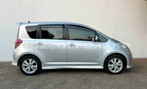 Nunua Ilio tumika Toyota Ractis Fedha Gari ndani ya Maputo nchini Maputo Nunua Ilio tumika Toyota Ractis Fedha Gari ndani ya Maputo nchini Maputo