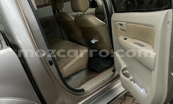 Buy Used Toyota Hilux Silver Car in Maputo in Maputo Buy Used Toyota Hilux Silver Car in Maputo in Maputo