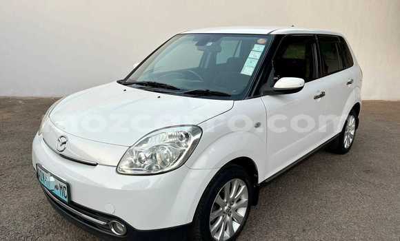 Nunua Ilio tumika Mazda Verisa Nyeupe Gari ndani ya Maputo nchini Maputo Nunua Ilio tumika Mazda Verisa Nyeupe Gari ndani ya Maputo nchini Maputo