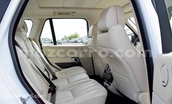 Buy Import Land Rover Range Rover White Car in Import - Dubai in Cabo Delgado Buy Import Land Rover Range Rover White Car in Import - Dubai in Cabo Delgado