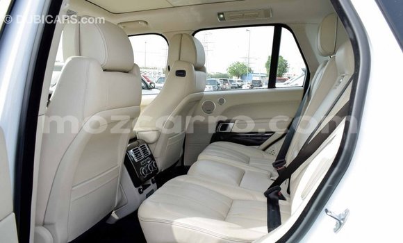 Buy Import Land Rover Range Rover White Car in Import - Dubai in Cabo Delgado Buy Import Land Rover Range Rover White Car in Import - Dubai in Cabo Delgado