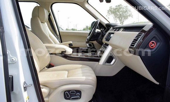 Buy Import Land Rover Range Rover White Car in Import - Dubai in Cabo Delgado Buy Import Land Rover Range Rover White Car in Import - Dubai in Cabo Delgado