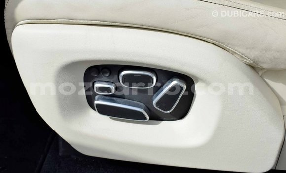 Buy Import Land Rover Range Rover White Car in Import - Dubai in Cabo Delgado Buy Import Land Rover Range Rover White Car in Import - Dubai in Cabo Delgado