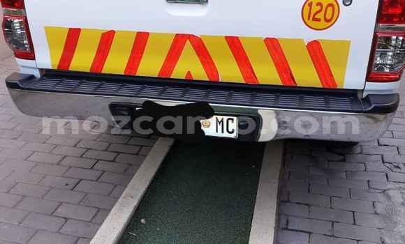 Comprar Usado Toyota Hilux Branco Carro em Maputo em Maputo Comprar Usado Toyota Hilux Branco Carro em Maputo em Maputo