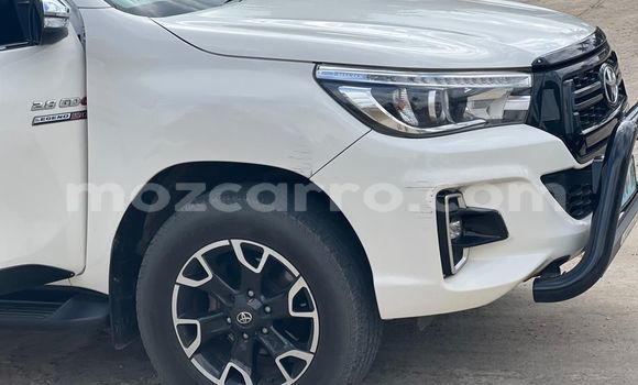 Comprar Usado Toyota Hiluxe Revo Branco Carro em Maputo em Maputo Comprar Usado Toyota Hiluxe Revo Branco Carro em Maputo em Maputo