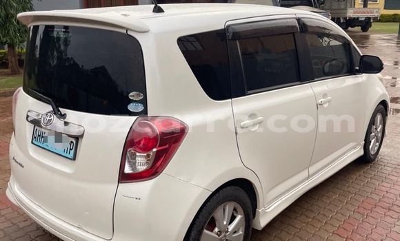 Nunua Ilio tumika Toyota Ractis Nyeupe Gari ndani ya Maputo nchini Maputo Nunua Ilio tumika Toyota Ractis Nyeupe Gari ndani ya Maputo nchini Maputo