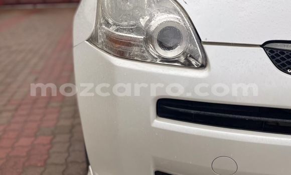 Nunua Ilio tumika Toyota Ractis Nyeupe Gari ndani ya Maputo nchini Maputo Nunua Ilio tumika Toyota Ractis Nyeupe Gari ndani ya Maputo nchini Maputo