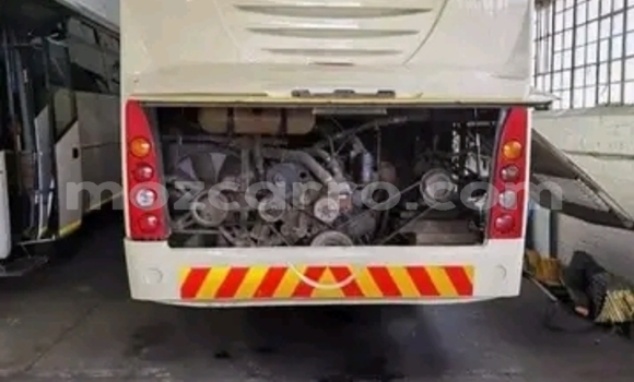 Comprar Usado Mercedes Viano Branco Carro em Maputo em Maputo Comprar Usado Mercedes Viano Branco Carro em Maputo em Maputo