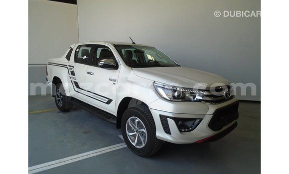 Comprar Importar Toyota Hilux De outros Carro em Import - Dubai em Cabo Delgado Comprar Importar Toyota Hilux De outros Carro em Import - Dubai em Cabo Delgado