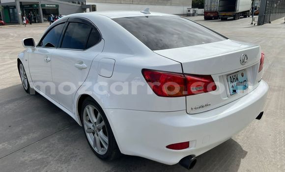 Buy Used Lexus IS White Car in Maputo in Maputo Buy Used Lexus IS White Car in Maputo in Maputo
