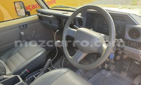 Comprar Usado Toyota Land Cruiser De outros Carro em Maputo em Maputo Comprar Usado Toyota Land Cruiser De outros Carro em Maputo em Maputo