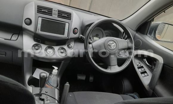 Comprar Usado Toyota RAV4 Prata Carro em Maputo em Maputo Comprar Usado Toyota RAV4 Prata Carro em Maputo em Maputo