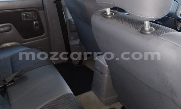 Comprar Usado Nissan Hardbody Branco Carro em Maputo em Maputo Comprar Usado Nissan Hardbody Branco Carro em Maputo em Maputo