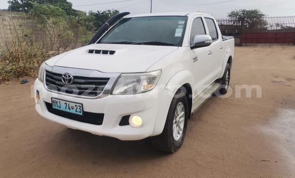 Buy Used Toyota Hilux White Car in Maputo in Maputo Buy Used Toyota Hilux White Car in Maputo in Maputo