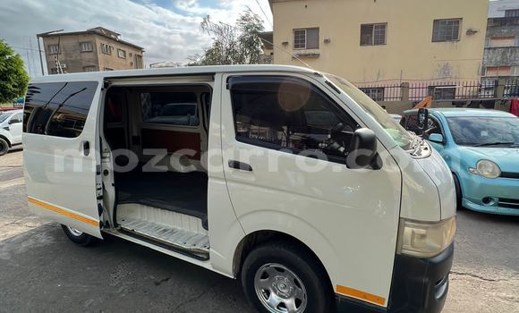 Buy Used Toyota Hiace White Car in Maputo in Maputo Buy Used Toyota Hiace White Car in Maputo in Maputo