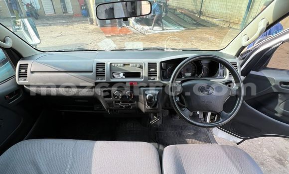 Buy Used Toyota Hiace White Car in Maputo in Maputo Buy Used Toyota Hiace White Car in Maputo in Maputo