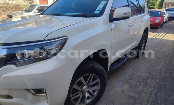 Nunua Ilio tumika Toyota Prado Nyeupe Gari ndani ya Maputo nchini Maputo Nunua Ilio tumika Toyota Prado Nyeupe Gari ndani ya Maputo nchini Maputo