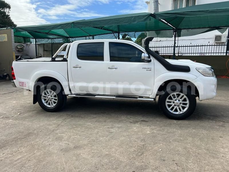 Big with watermark toyota hilux maputo maputo 16635