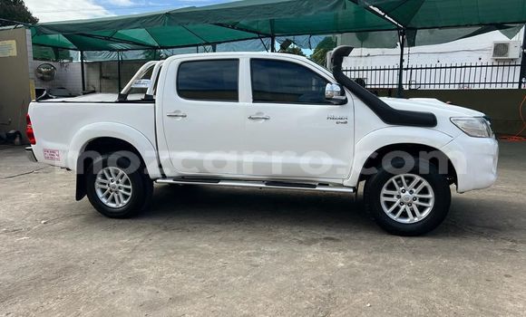 Tenga Tsaru Toyota Hilux Chena Mota in Maputo in Maputo Tenga Tsaru Toyota Hilux Chena Mota in Maputo in Maputo
