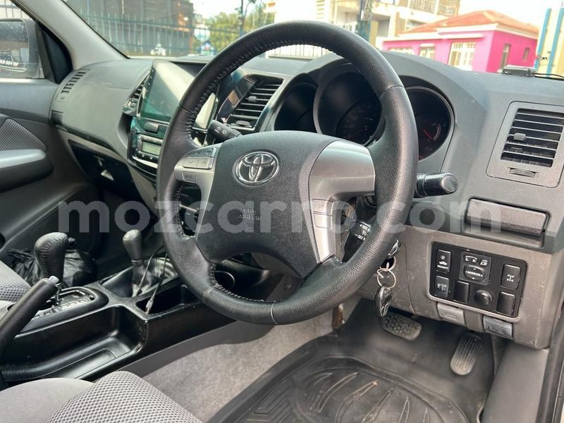 Big with watermark toyota hilux maputo maputo 16635