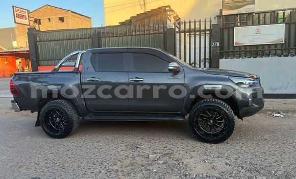 Buy Used Toyota Hiluxe Revo Other Car in Maputo in Maputo Buy Used Toyota Hiluxe Revo Other Car in Maputo in Maputo