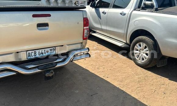 Nunua Ilio tumika Toyota Hilux Nyingine Gari ndani ya Maputo nchini Maputo Nunua Ilio tumika Toyota Hilux Nyingine Gari ndani ya Maputo nchini Maputo