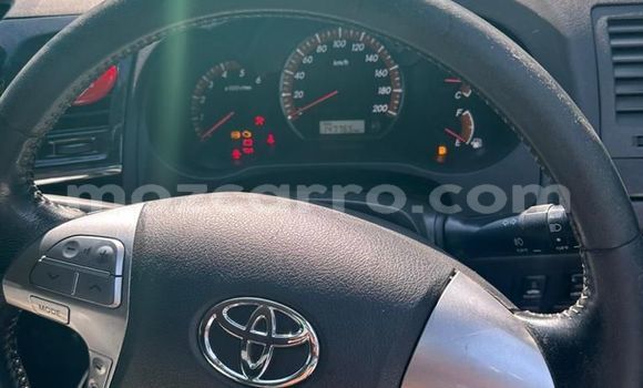 Nunua Ilio tumika Toyota Hilux Nyingine Gari ndani ya Maputo nchini Maputo Nunua Ilio tumika Toyota Hilux Nyingine Gari ndani ya Maputo nchini Maputo