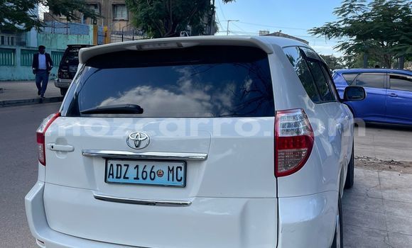 Buy Used Toyota Vanguard White Car in Maputo in Maputo Buy Used Toyota Vanguard White Car in Maputo in Maputo