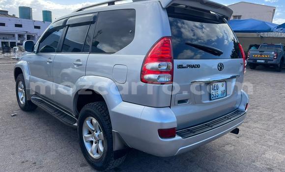 Nunua Ilio tumika Toyota Prado Nyingine Gari ndani ya Maputo nchini Maputo Nunua Ilio tumika Toyota Prado Nyingine Gari ndani ya Maputo nchini Maputo