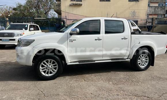 Tenga Tsaru Toyota Hilux Chena Mota in Maputo in Maputo Tenga Tsaru Toyota Hilux Chena Mota in Maputo in Maputo