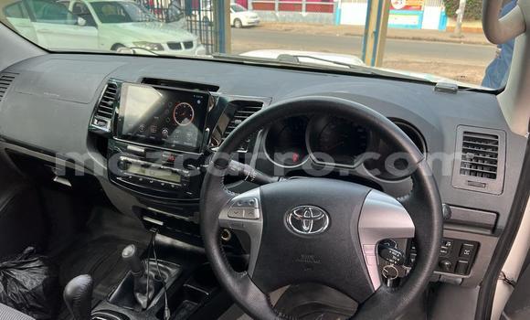 Tenga Tsaru Toyota Hilux Chena Mota in Maputo in Maputo Tenga Tsaru Toyota Hilux Chena Mota in Maputo in Maputo