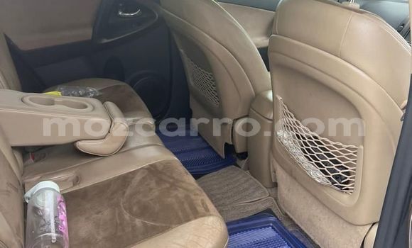 Tenga Tsaru Toyota Vanguard Sirivha Mota in Maputo in Maputo Tenga Tsaru Toyota Vanguard Sirivha Mota in Maputo in Maputo