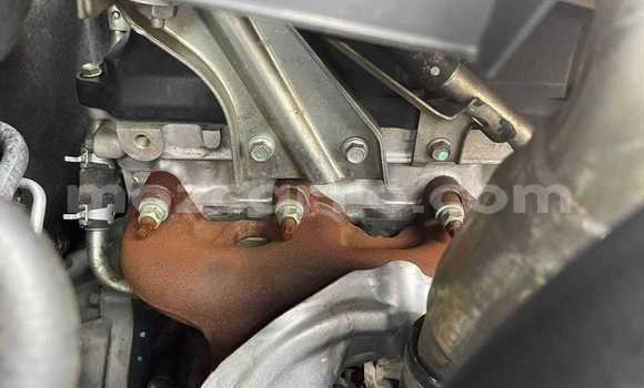 Nunua Ilio tumika Toyota Hilux Bluu Gari ndani ya Maputo nchini Maputo Nunua Ilio tumika Toyota Hilux Bluu Gari ndani ya Maputo nchini Maputo