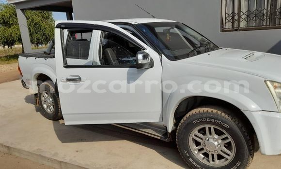 Buy Used Isuzu KB White Car in Maputo in Maputo Buy Used Isuzu KB White Car in Maputo in Maputo