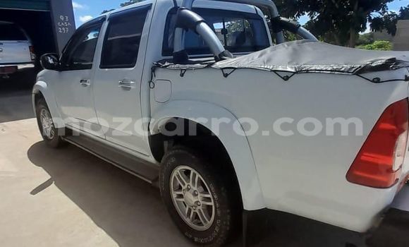 Buy Used Isuzu KB White Car in Maputo in Maputo Buy Used Isuzu KB White Car in Maputo in Maputo